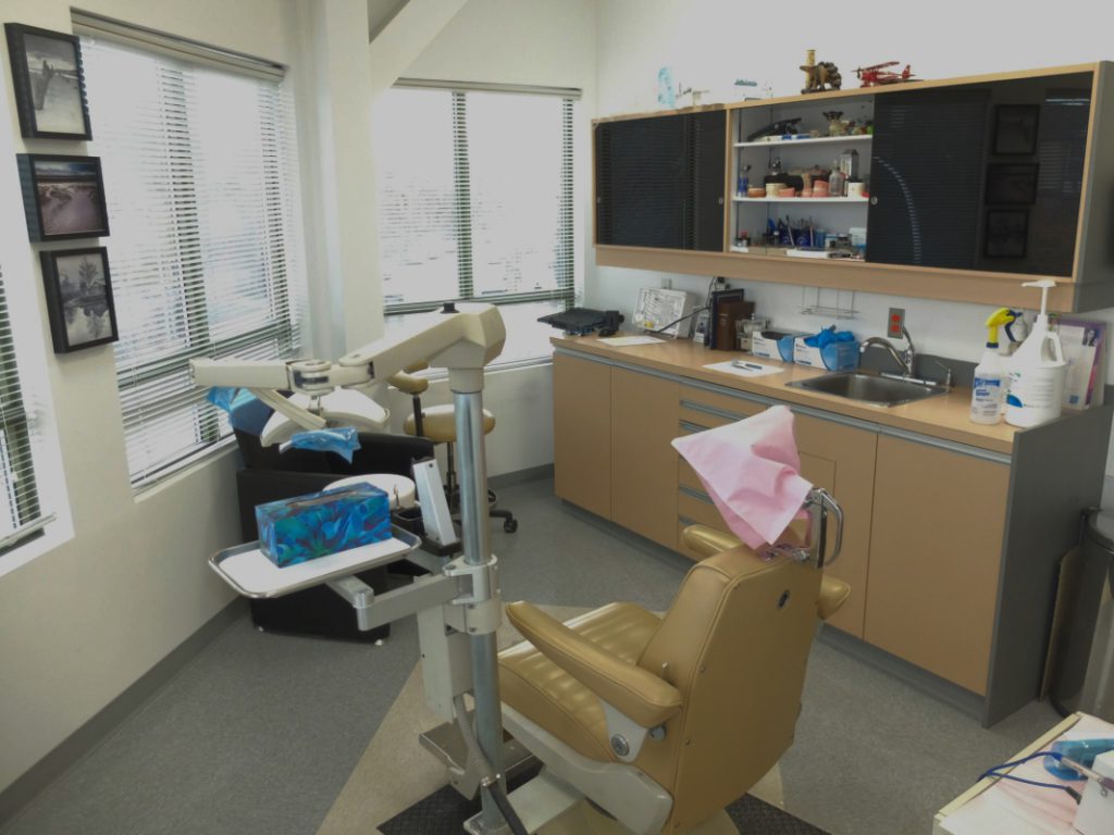 BC Denturist Exam room 1